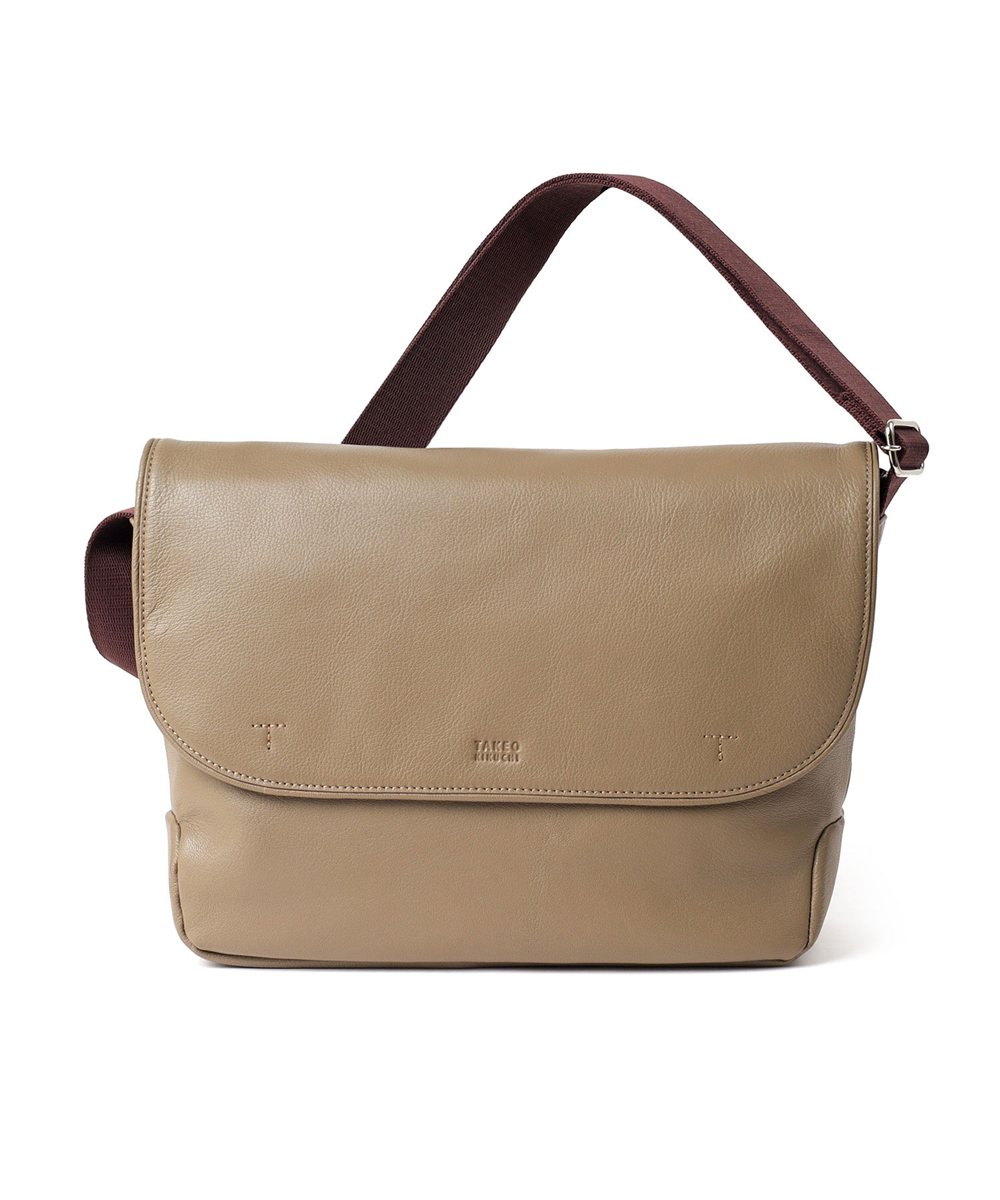 タケオキクチ フィル レザーショルダーバッグ B5