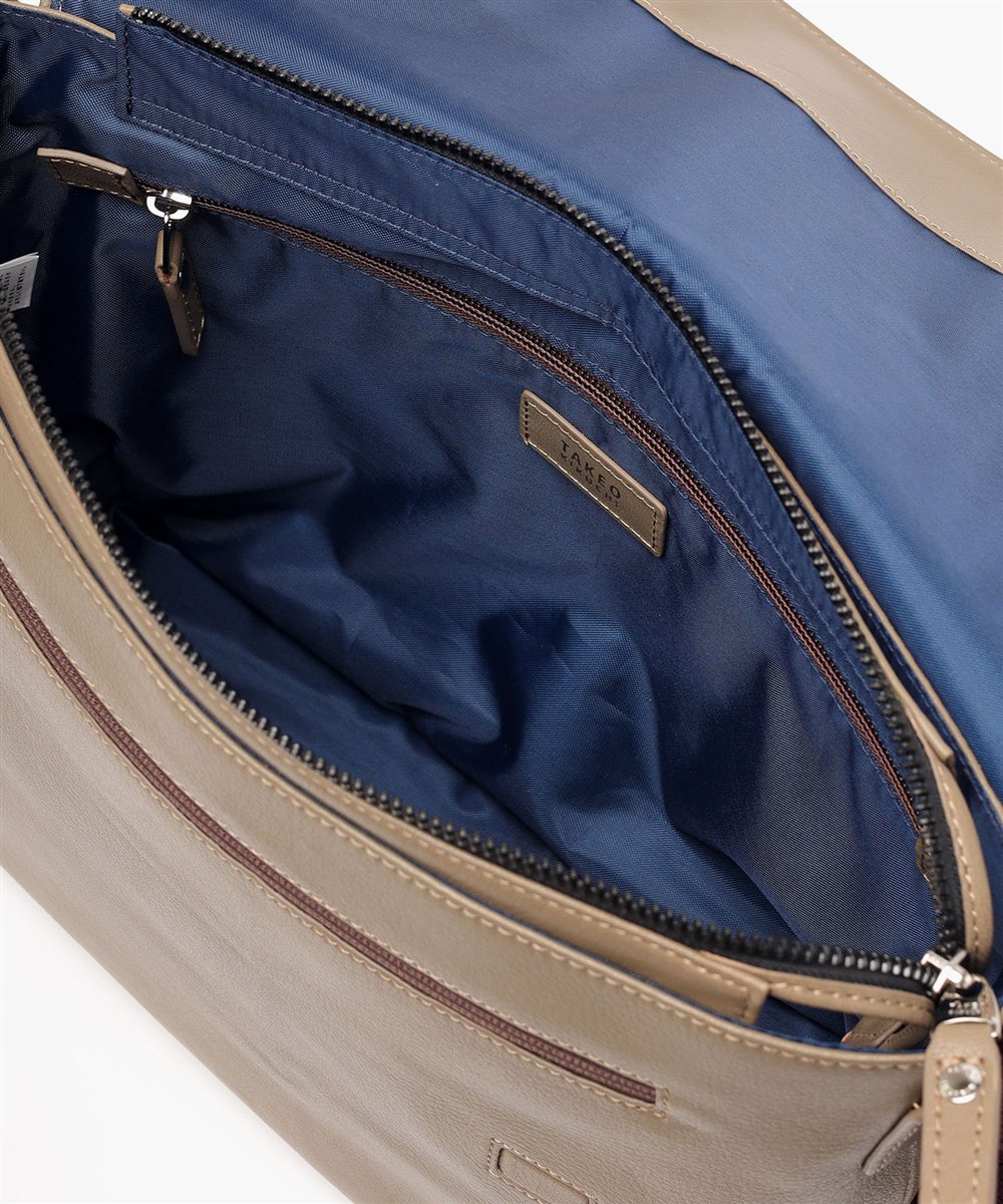 タケオキクチ フィル レザーショルダーバッグ B5