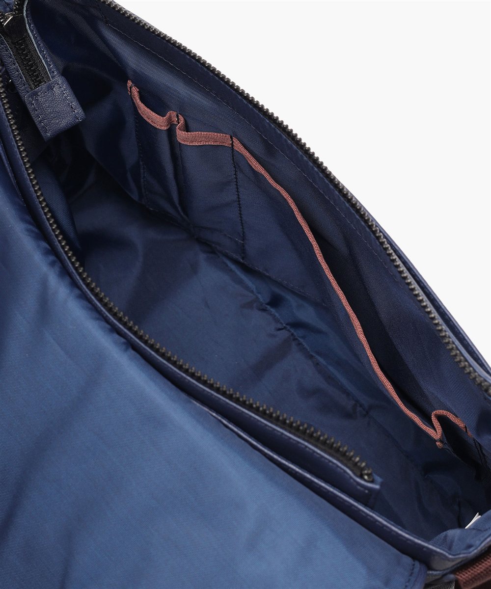 タケオキクチ フィル レザーショルダーバッグ B5