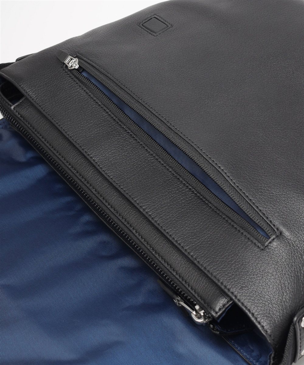 タケオキクチ フィル レザーショルダーバッグ B5