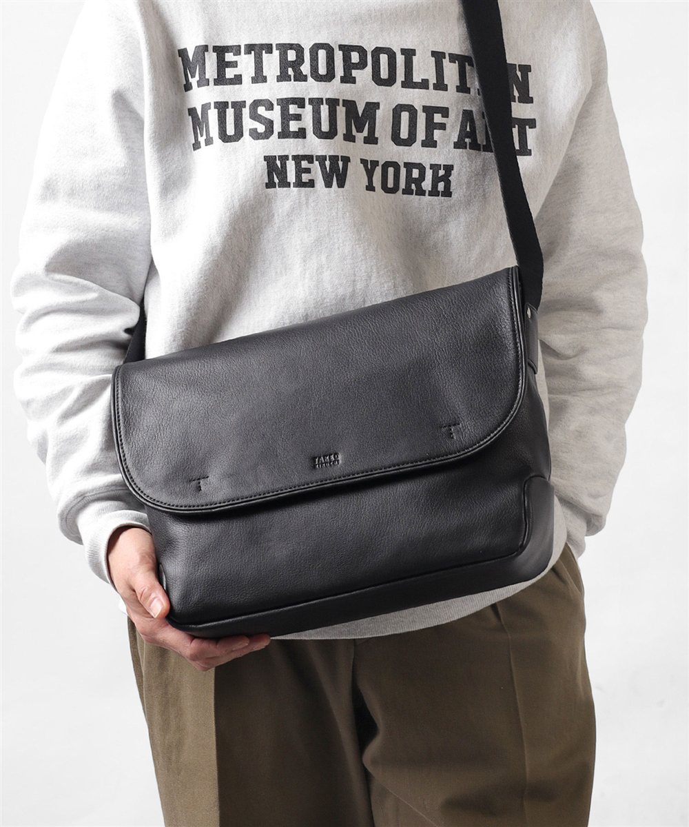 タケオキクチ フィル レザーショルダーバッグ B5