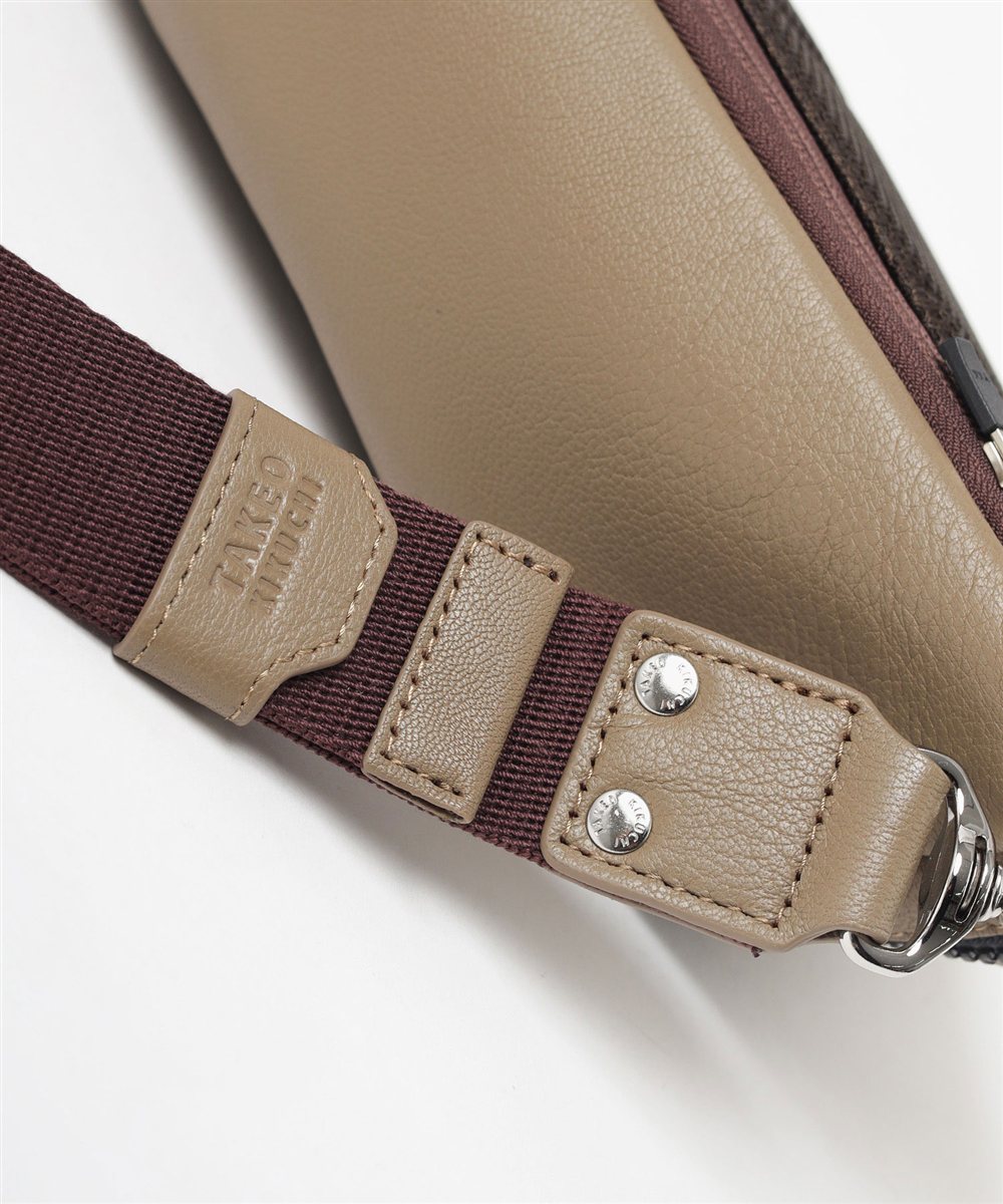 タケオキクチ フィル レザーワンショルダーバッグ