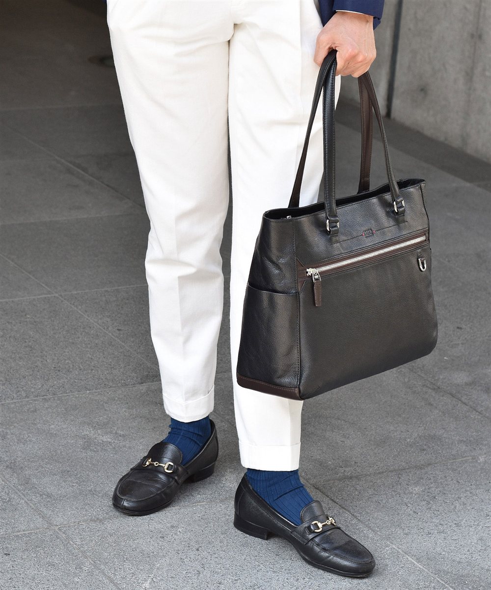 タケオキクチ レポート レザートートバッグ A4