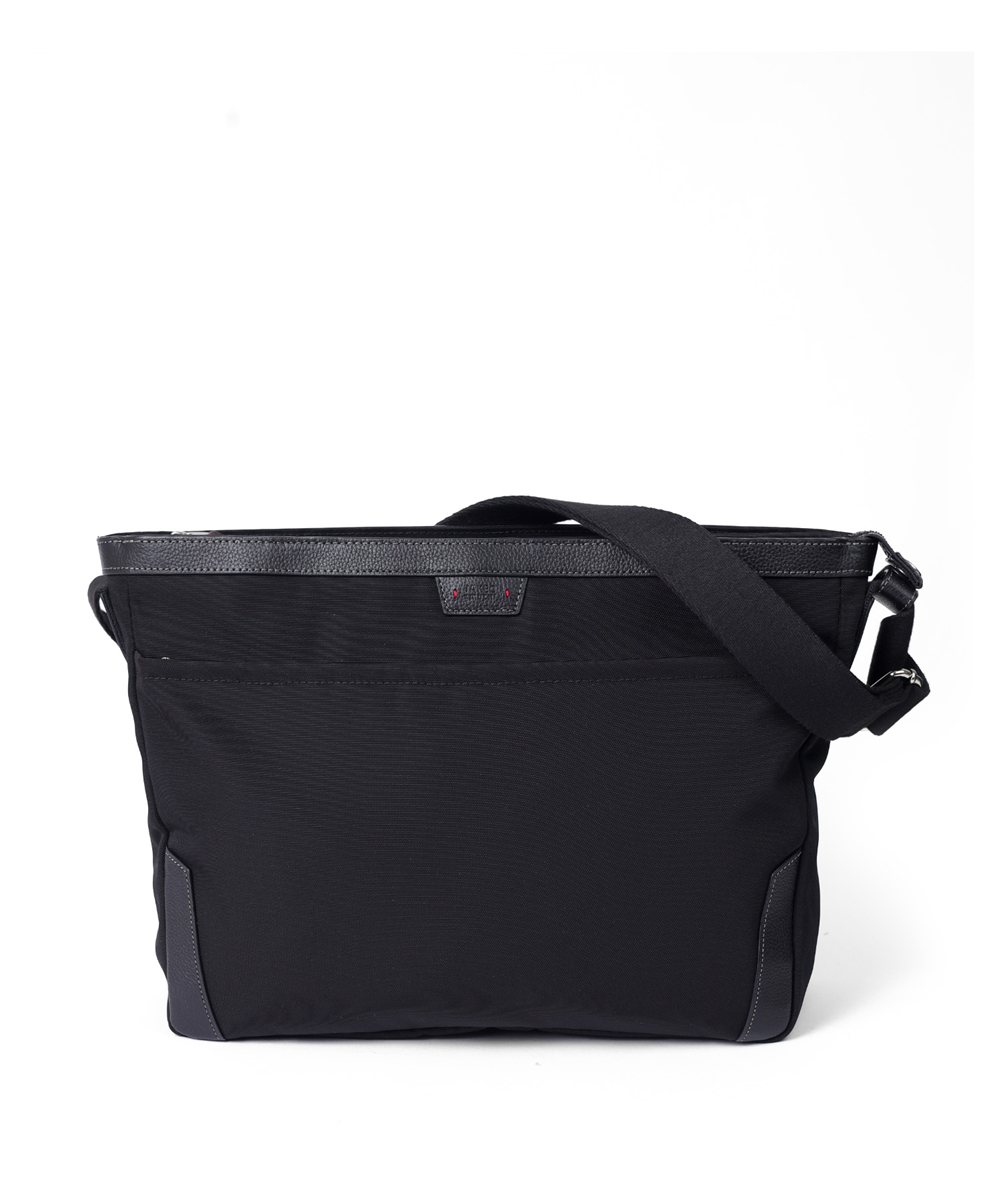 タケオキクチ マーカス ショルダーバッグ A4