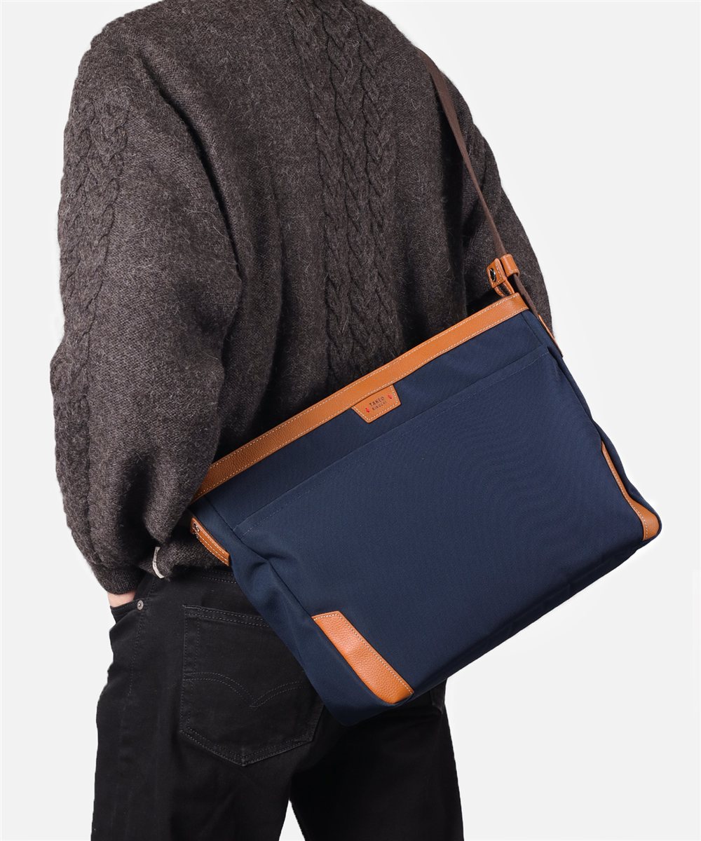 タケオキクチ マーカス ショルダーバッグ A4