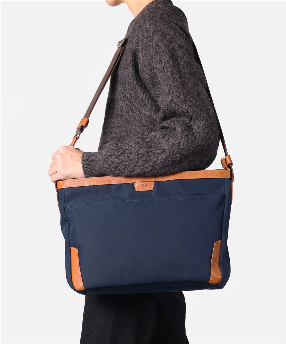 タケオキクチ マーカス ショルダーバッグ A4