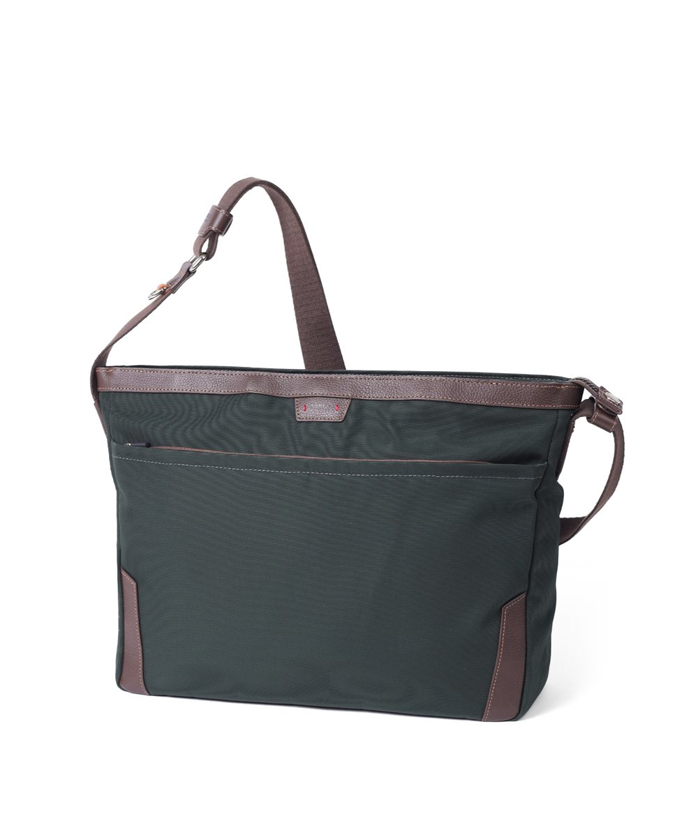 タケオキクチ マーカス ショルダーバッグ A4