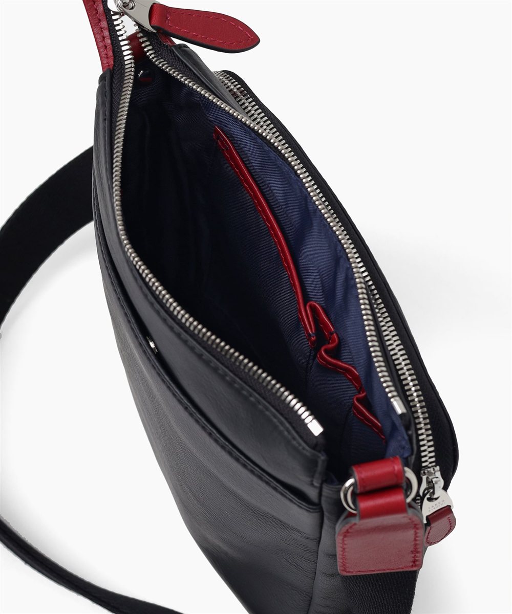 タケオキクチ ソバージュ レザーミニショルダーバッグ