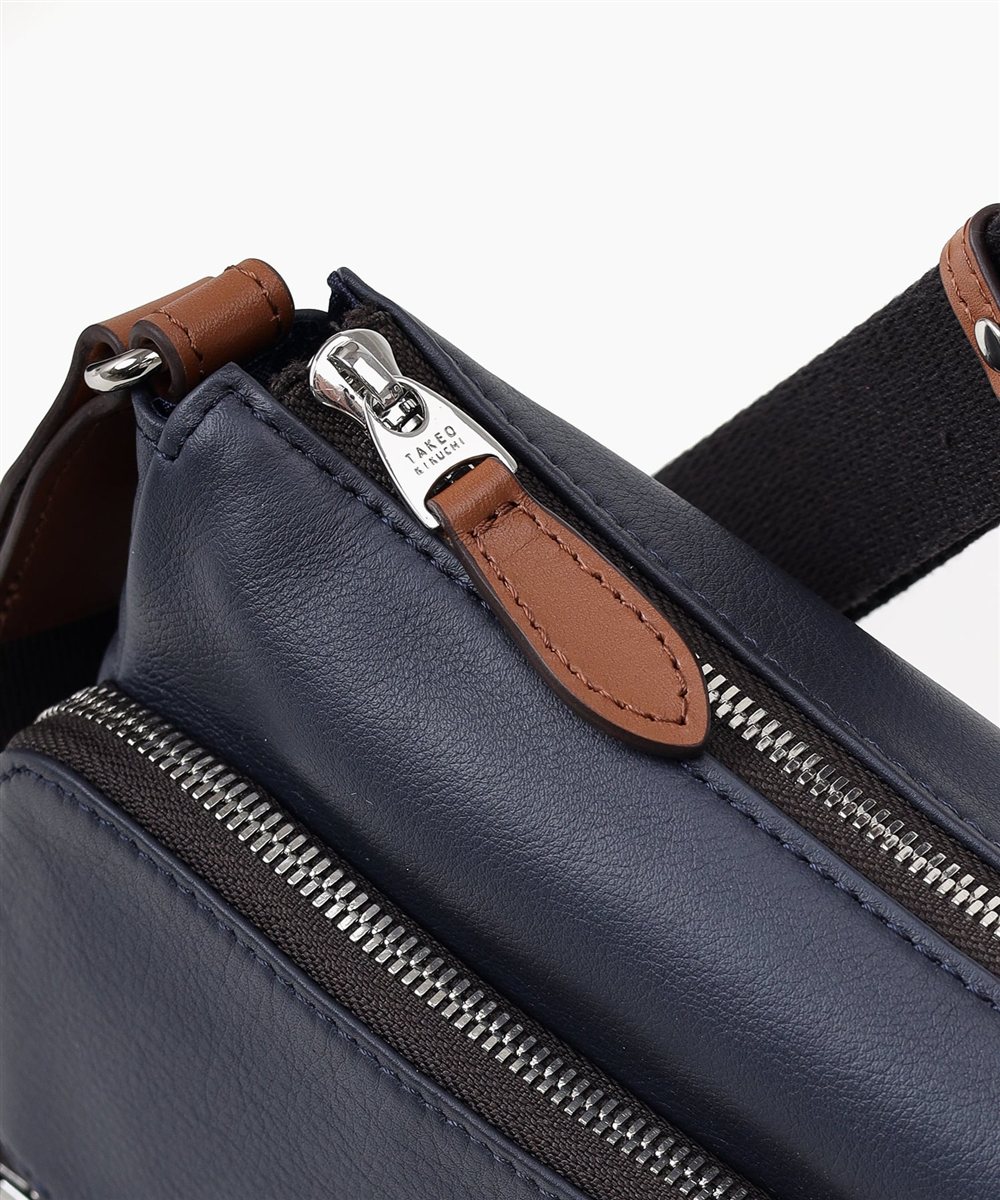 タケオキクチ ソバージュ レザーショルダーバッグ B5