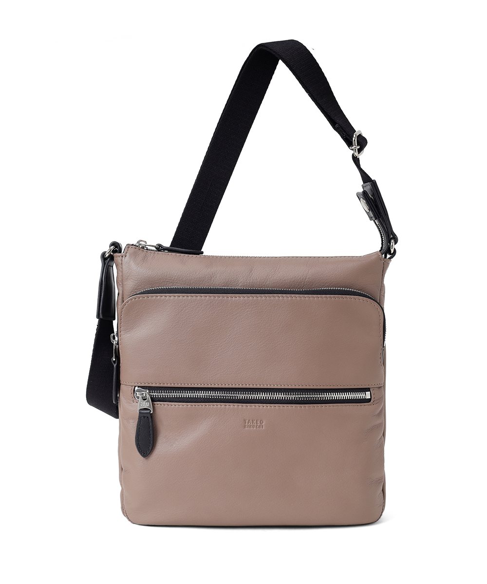 タケオキクチ ソバージュ レザーショルダーバッグ B5