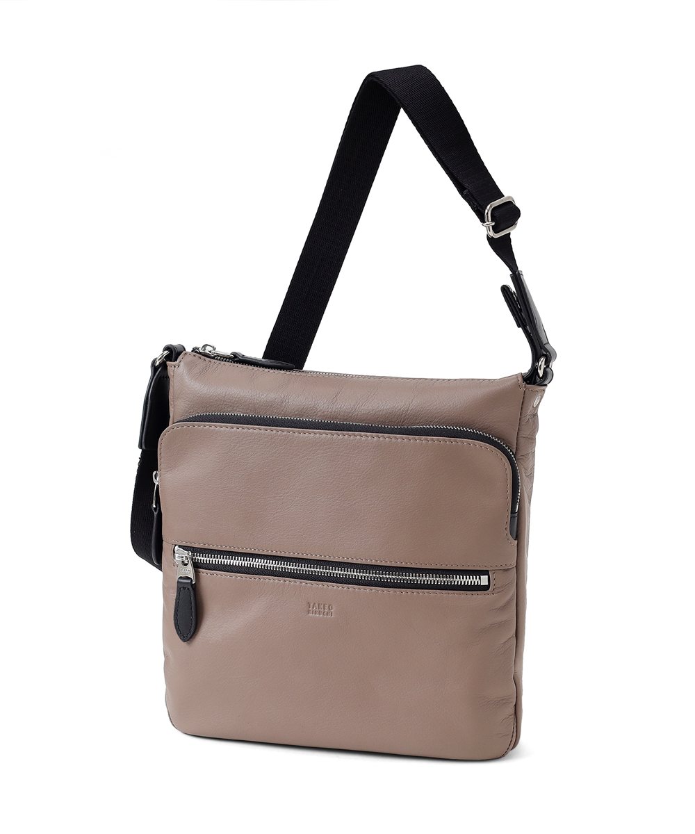 タケオキクチ ソバージュ レザーショルダーバッグ B5