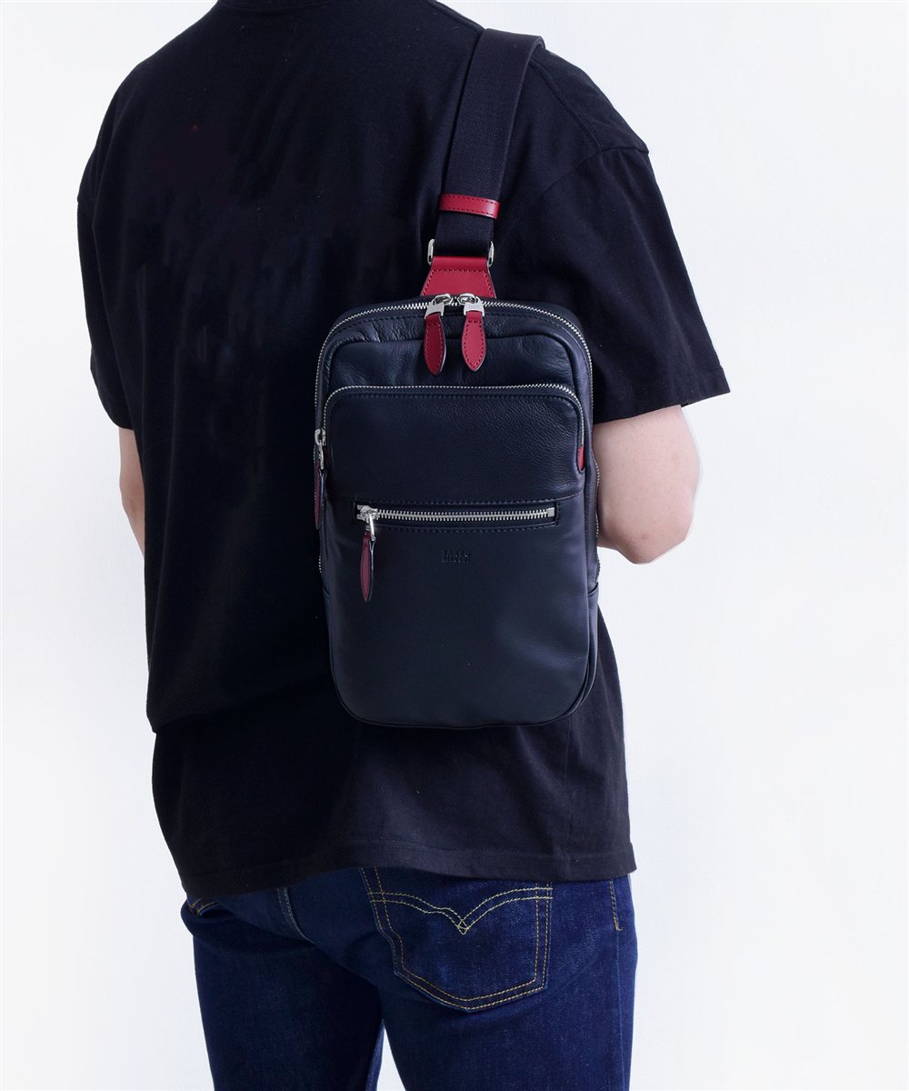 タケオキクチ ソバージュ レザーワンショルダーバッグ