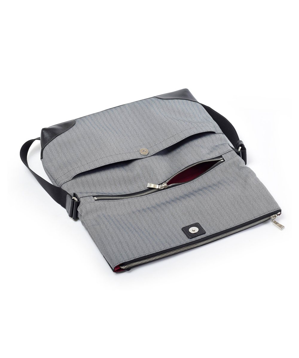 タケオキクチ サード ショルダーバッグ A4