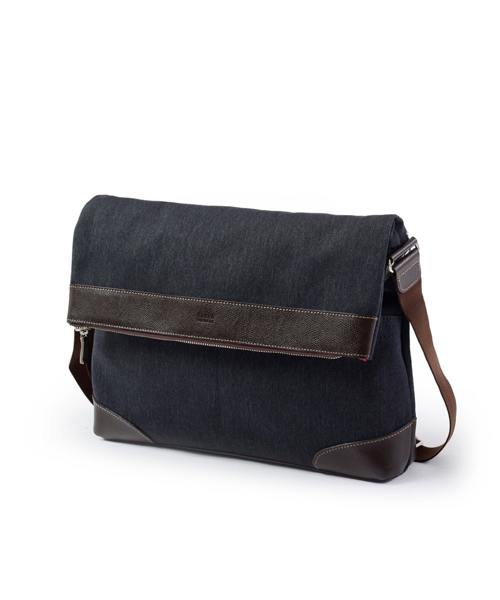 タケオキクチ サード ショルダーバッグ A4