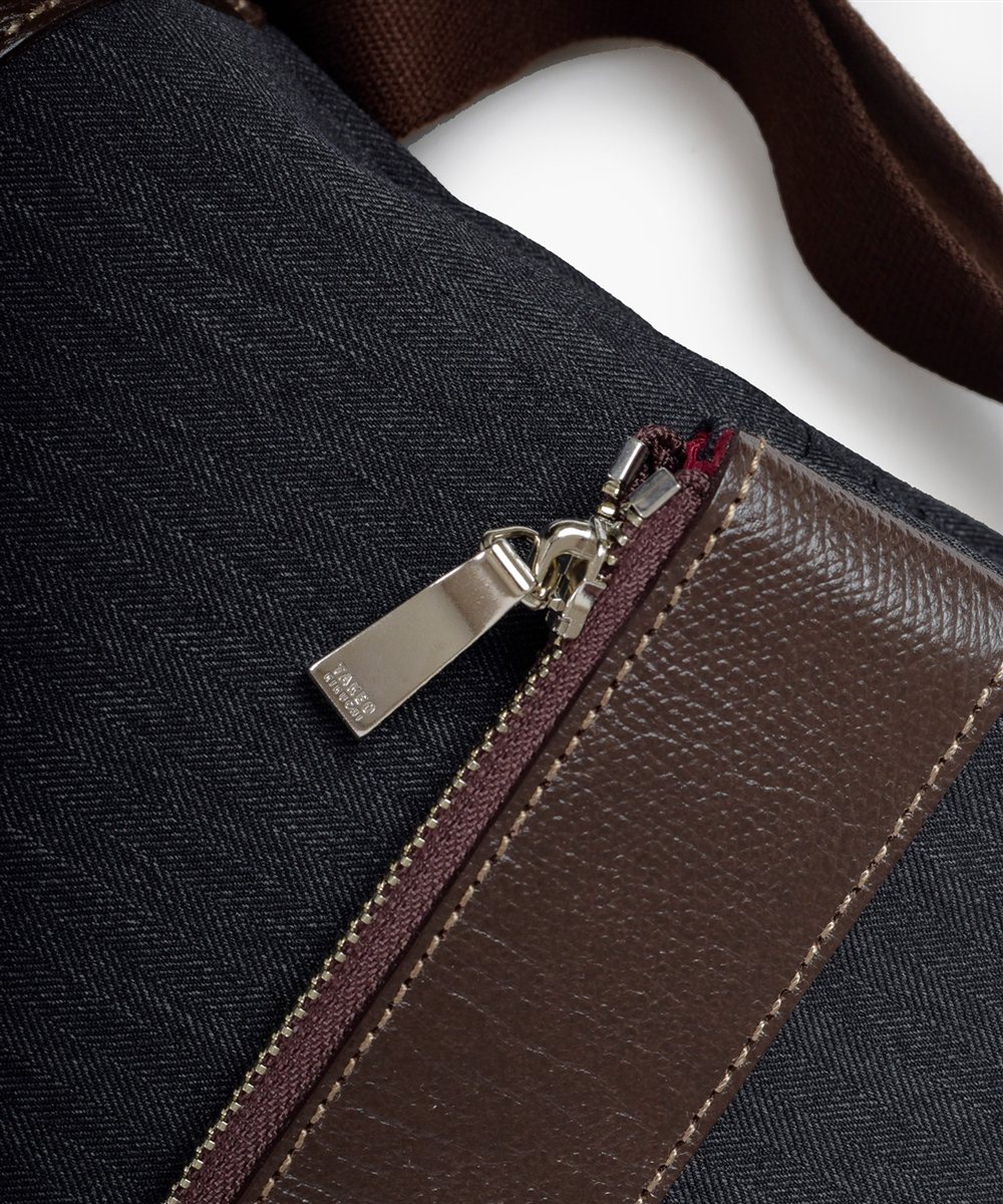 タケオキクチ サード ショルダーバッグ A4