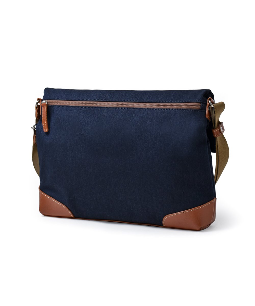 タケオキクチ サード ショルダーバッグ A4