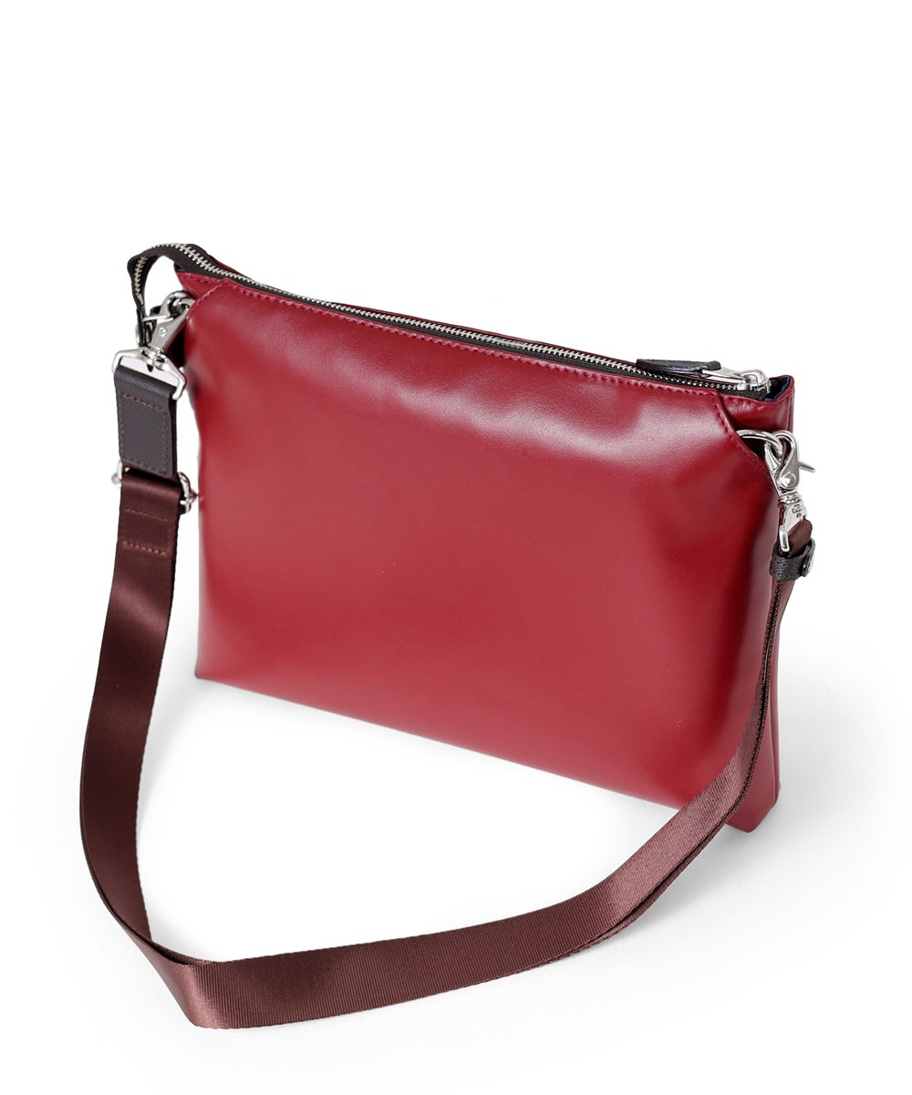 タケオキクチ セレーノ クラッチバッグ兼用 レザーショルダーバッグ B5