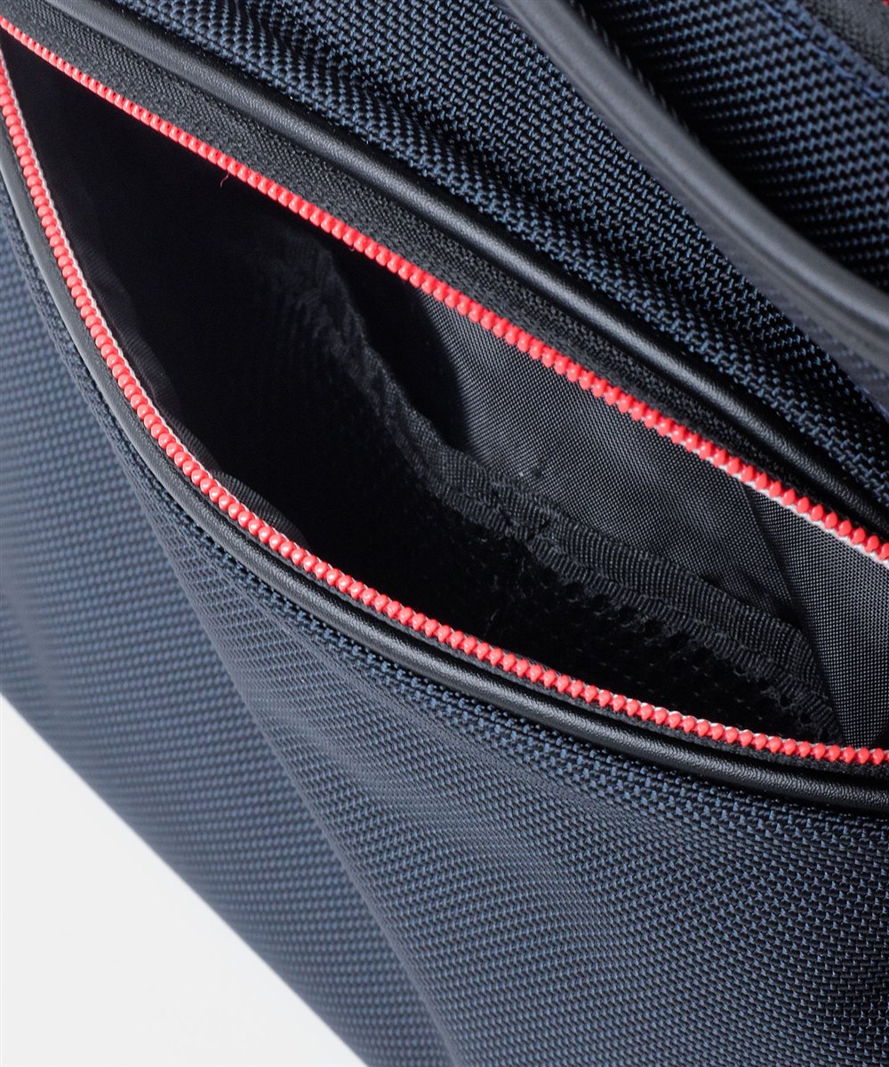 タケオキクチ スプリット ショルダーバッグ B5 スマホポーチ付き