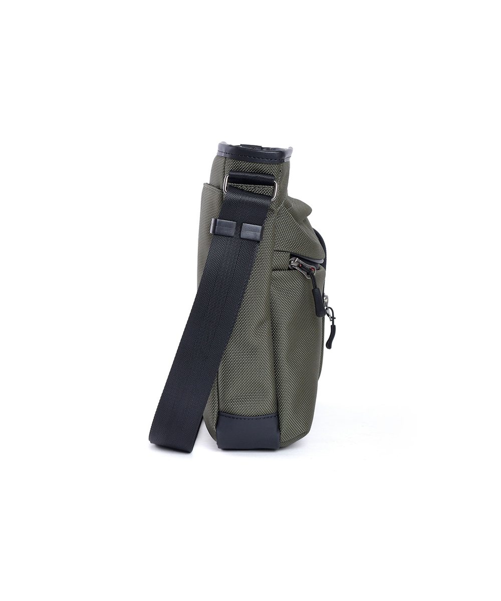 タケオキクチ スプリット ショルダーバッグ B5 スマホポーチ付き