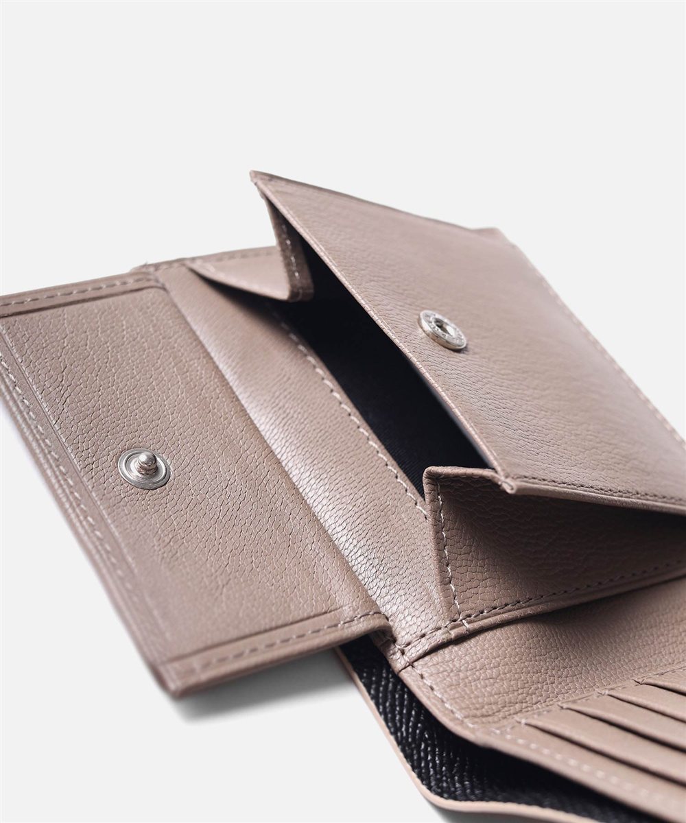 タケオキクチ クラーク 二つ折り財布（カード段4）【S26KE】