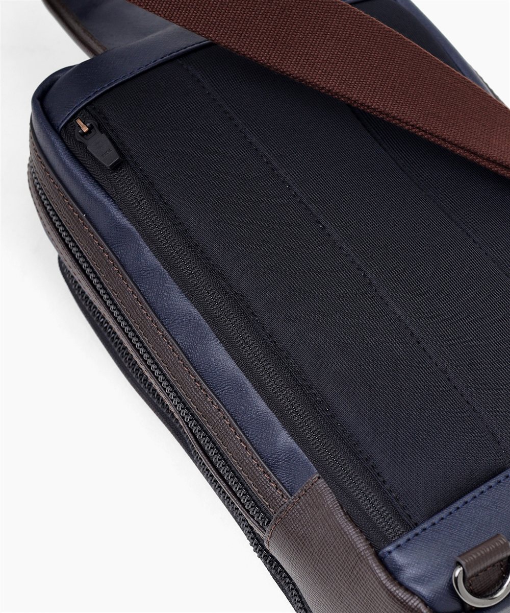 タケオキクチ ニュース ワンショルダーバッグ