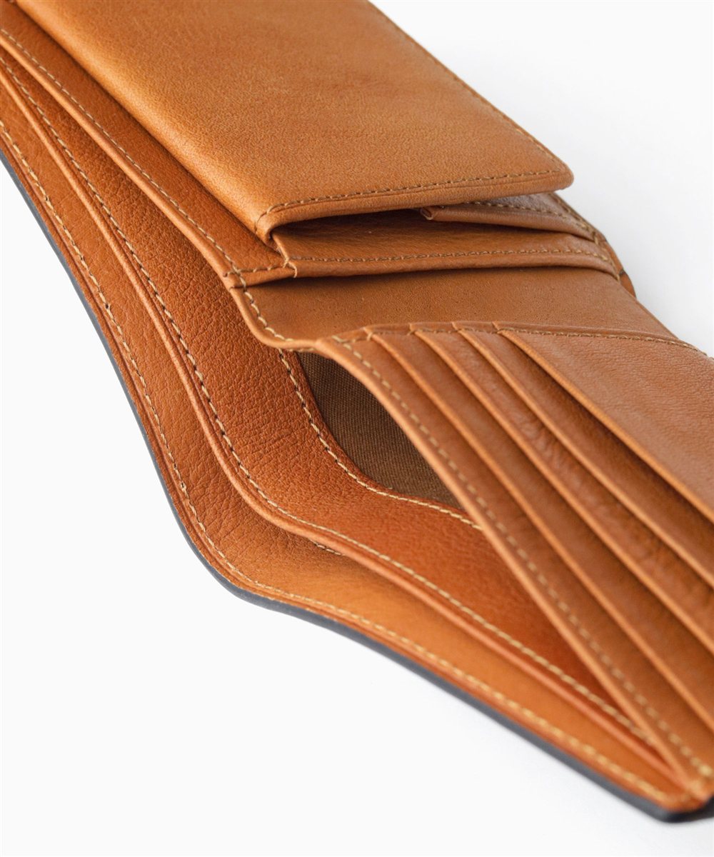 タケオキクチ ハーベイ 二つ折り財布（カード段4 ）【S26KE】