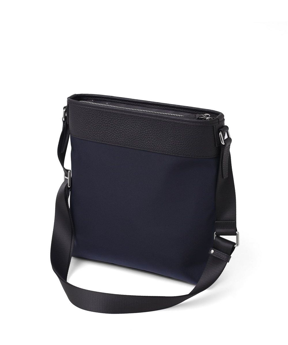 タケオキクチ インター ショルダーバッグ B5 タテ型