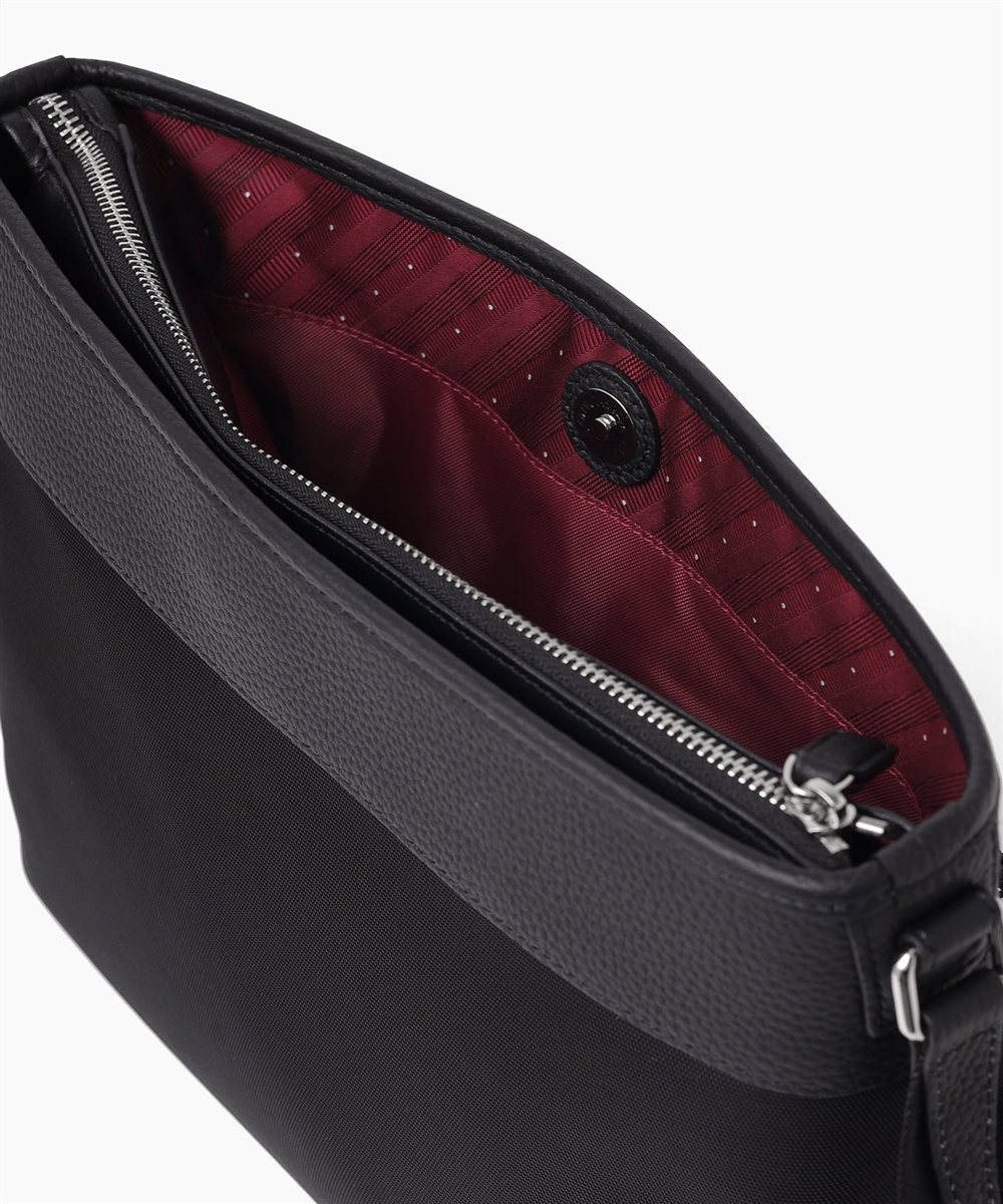 タケオキクチ インター ショルダーバッグ A4