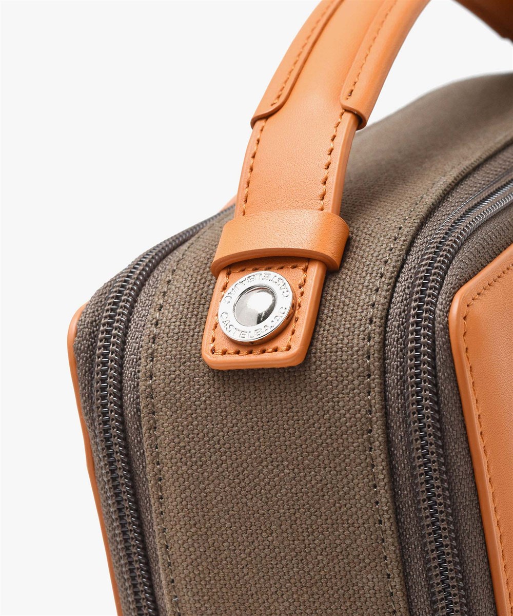 カステルバジャック トリエII レザーメンズバッグ Wルーム