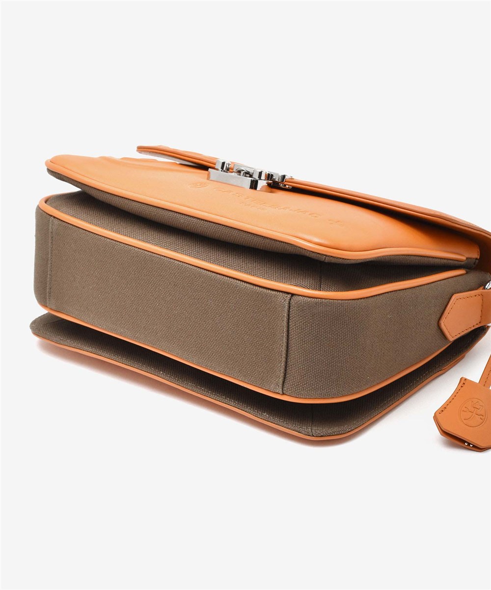 カステルバジャック トリエII レザーショルダーバッグ