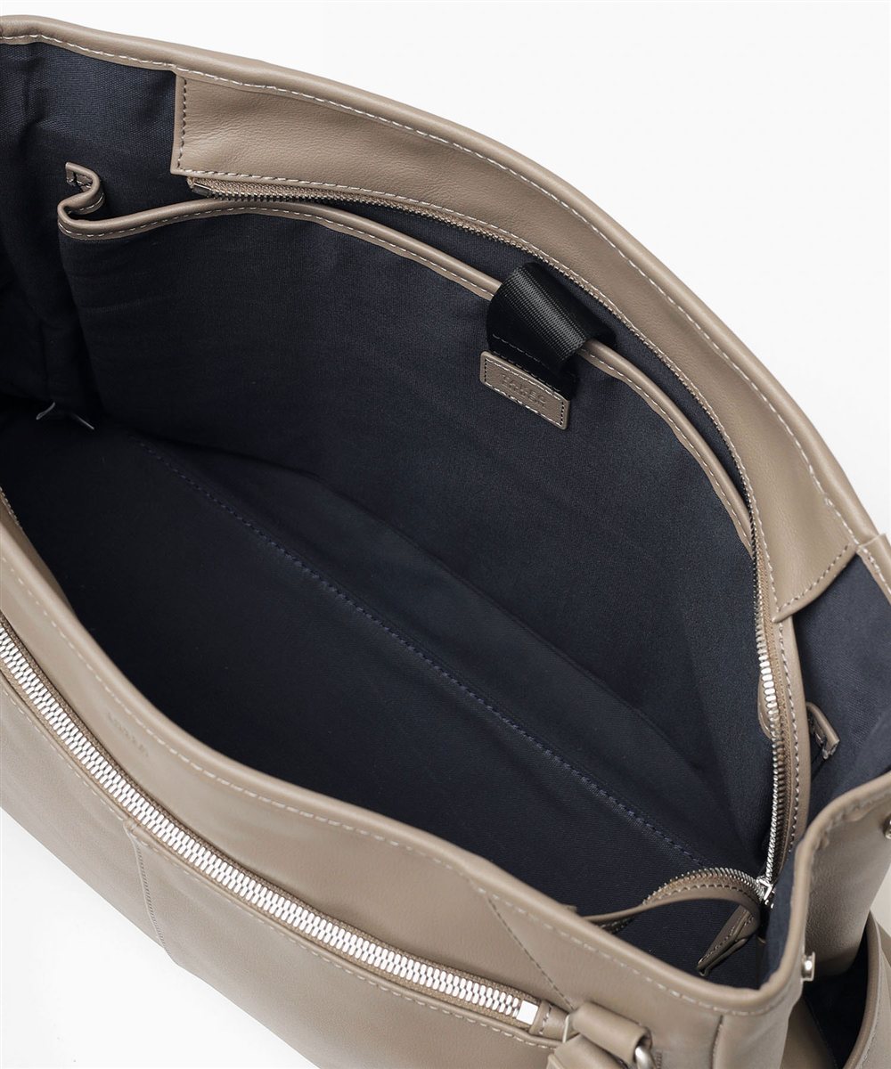 タケオキクチ ストラトス レザートートバッグ A4