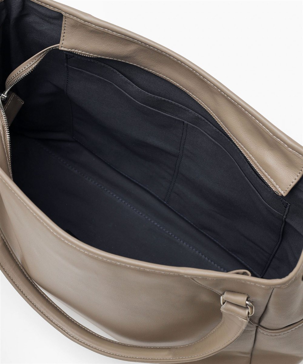 タケオキクチ ストラトス レザートートバッグ A4