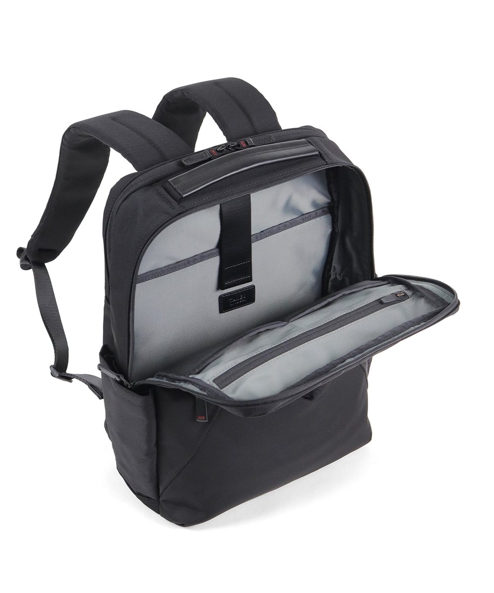 タケオキクチ バルジ ビジネスリュック B4 15.6インチ対応 ダブルルーム