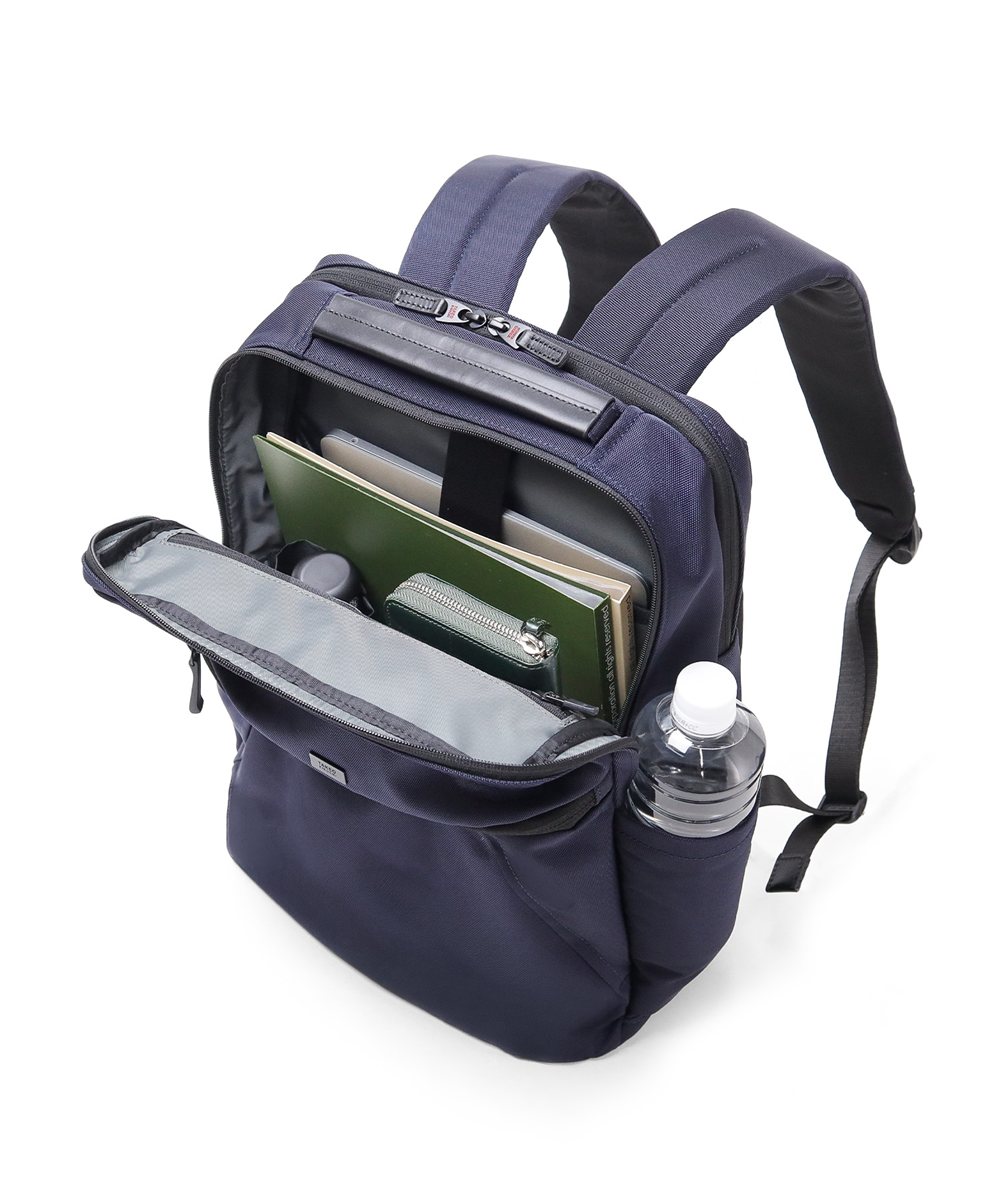 タケオキクチ バルジ ビジネスリュック B4 15.6インチ対応 ダブルルーム