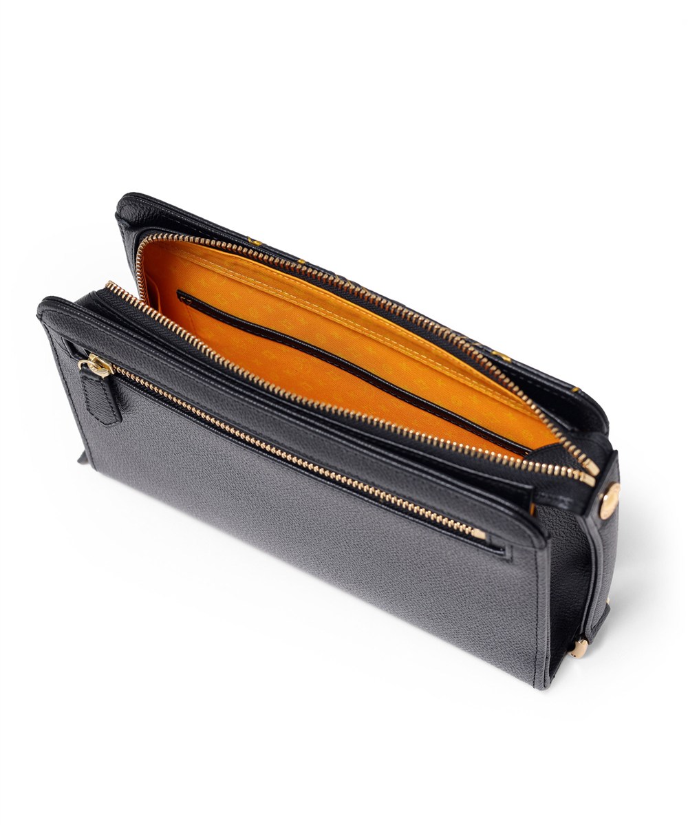 カステルバジャック プルトン クラッチバッグ