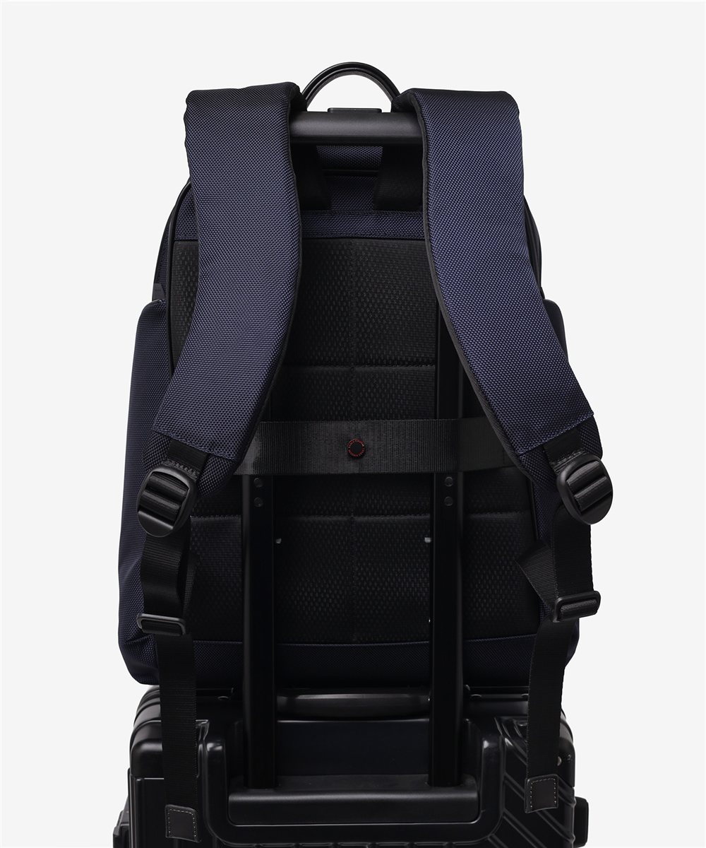 タケオキクチ フォルム ビジネスリュック A4 13インチ対応 セットアップ対応