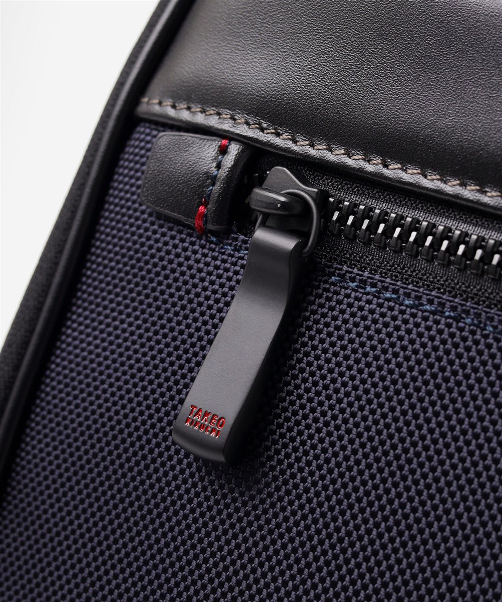 タケオキクチ フォルム ビジネスリュック B4 15.6インチ対応 セットアップ対応