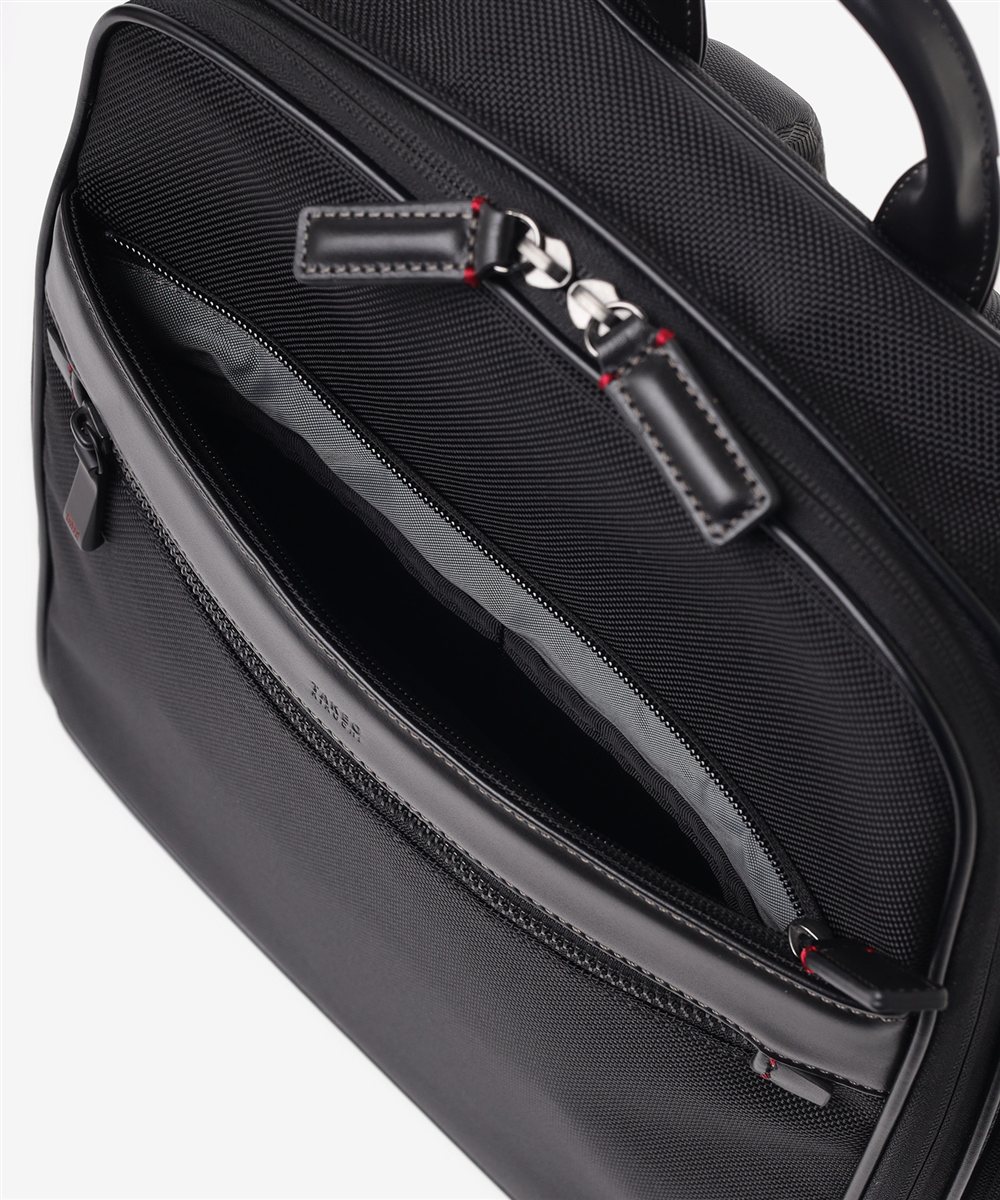 タケオキクチ フォルム ビジネスリュック B4 15.6インチ対応 セットアップ対応