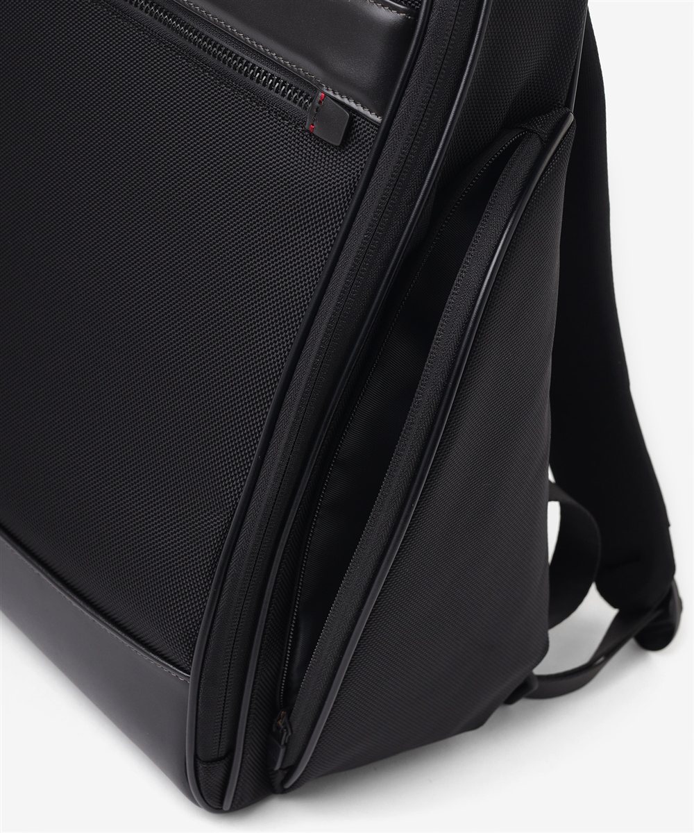 タケオキクチ フォルム ビジネスリュック B4 15.6インチ対応 セットアップ対応