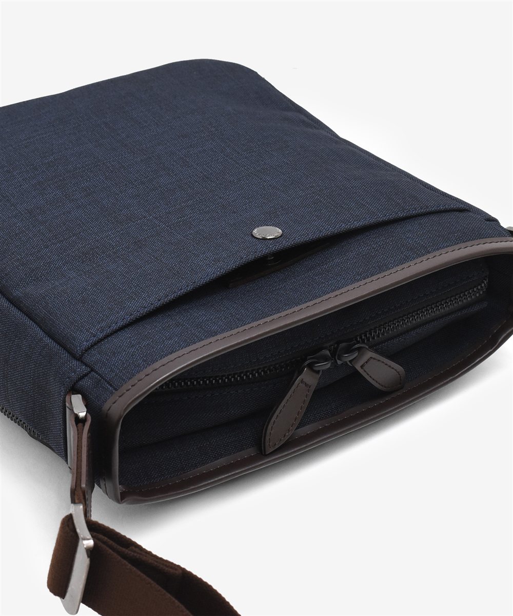 タケオキクチ クエスト ショルダーバッグ タテ型 B5