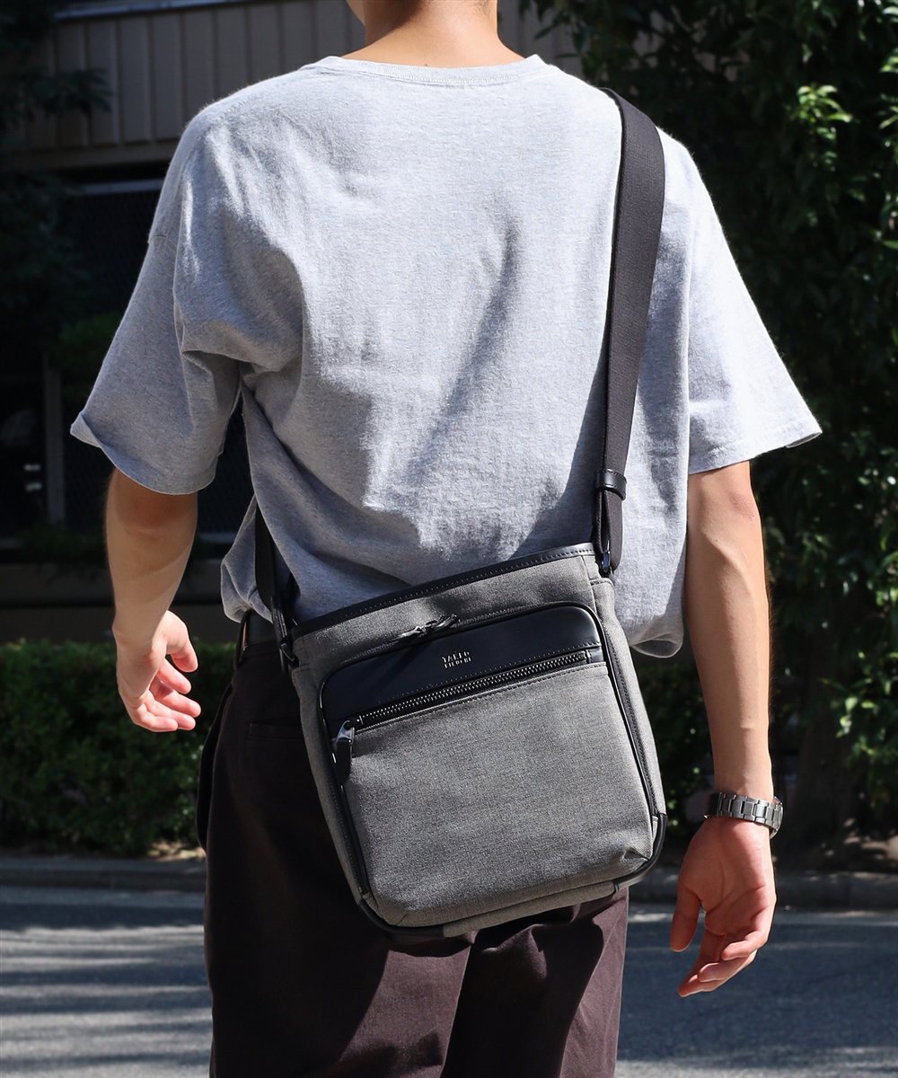 タケオキクチ クエスト ショルダーバッグ タテ型 B5