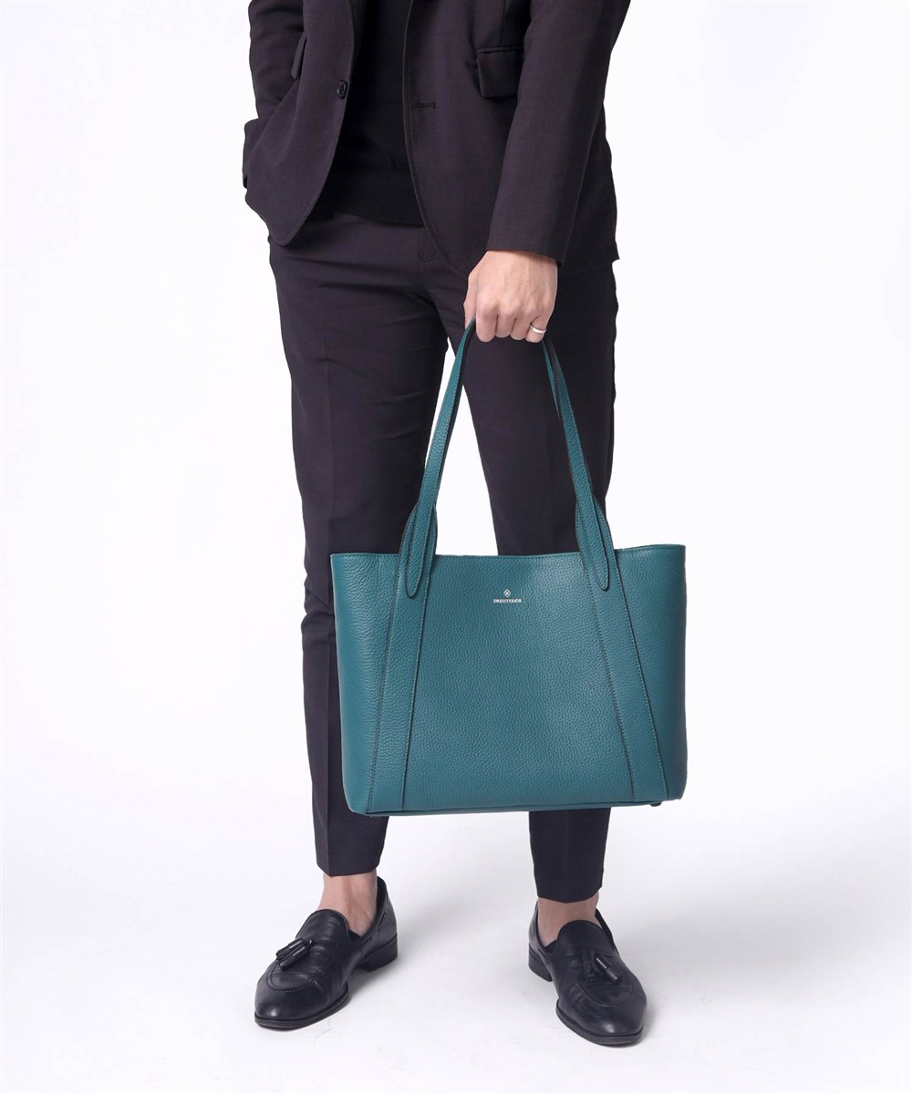 ドレステリア キャバリア レザートートバッグ A4ジャスト