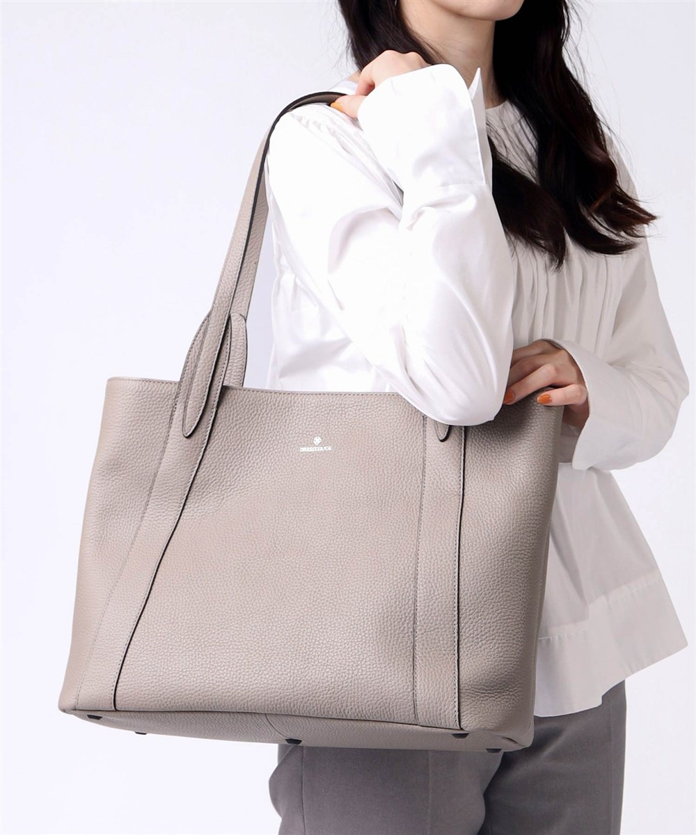 ドレステリア キャバリア レザートートバッグ A4