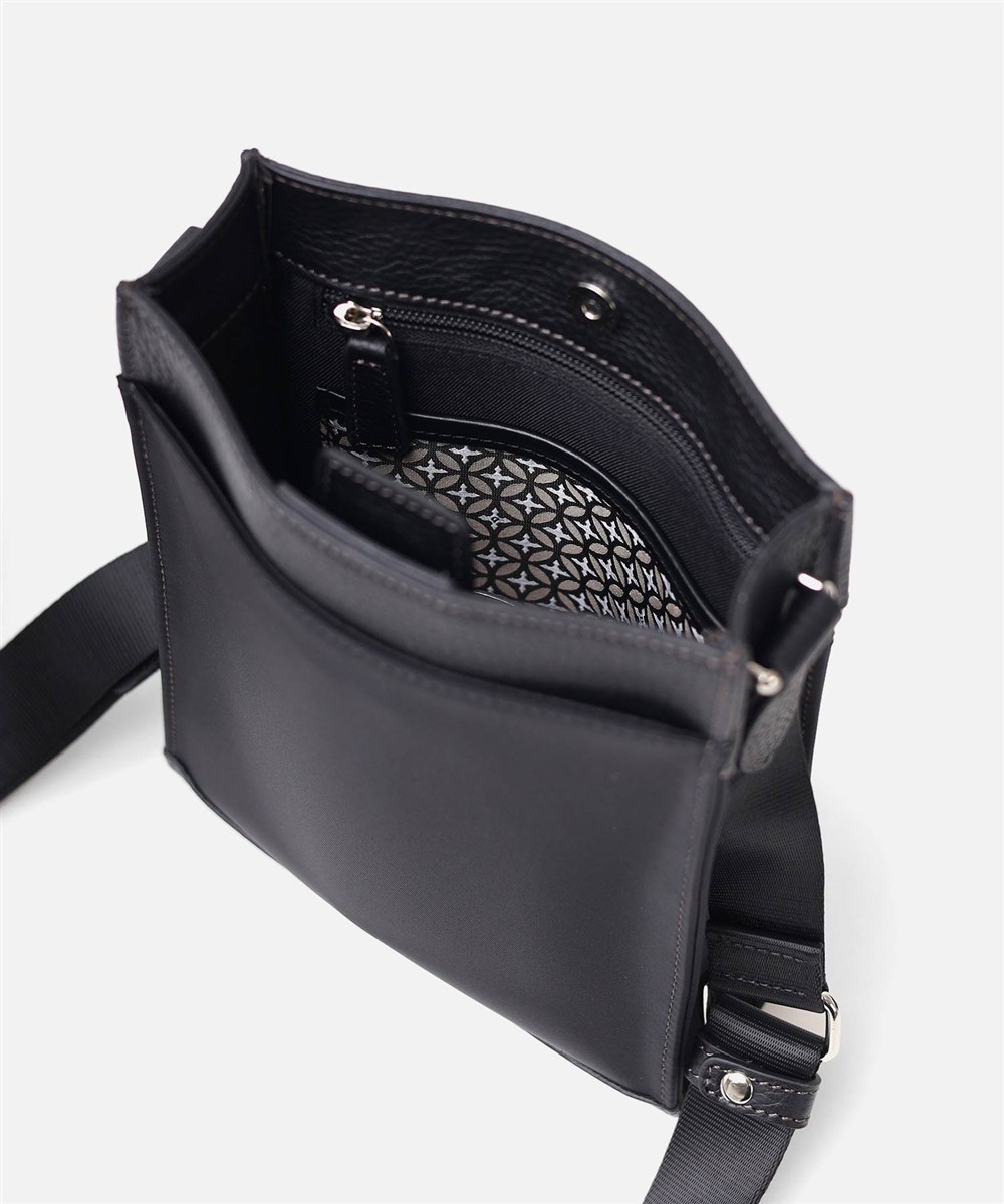 ドレステリア ユース ミニショルダーバッグ