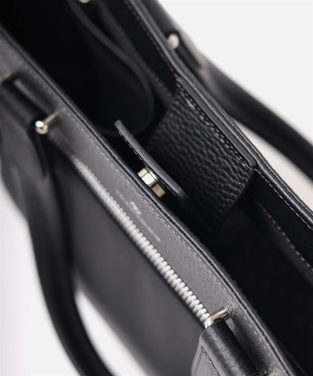 ドレステリア ユース ドライビングトートバッグ