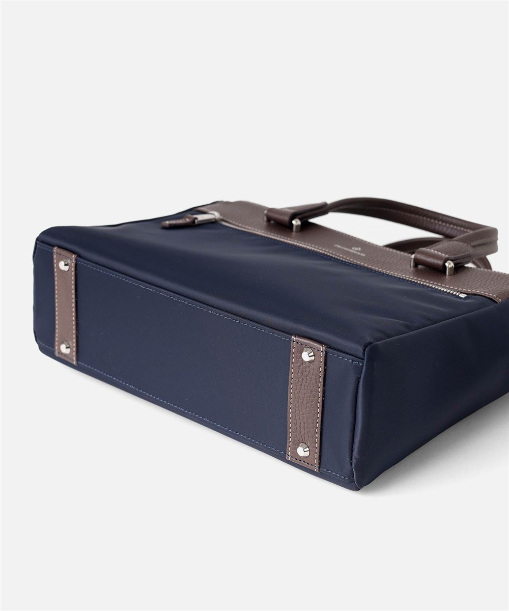 ドレステリア ユース ドライビングトートバッグ