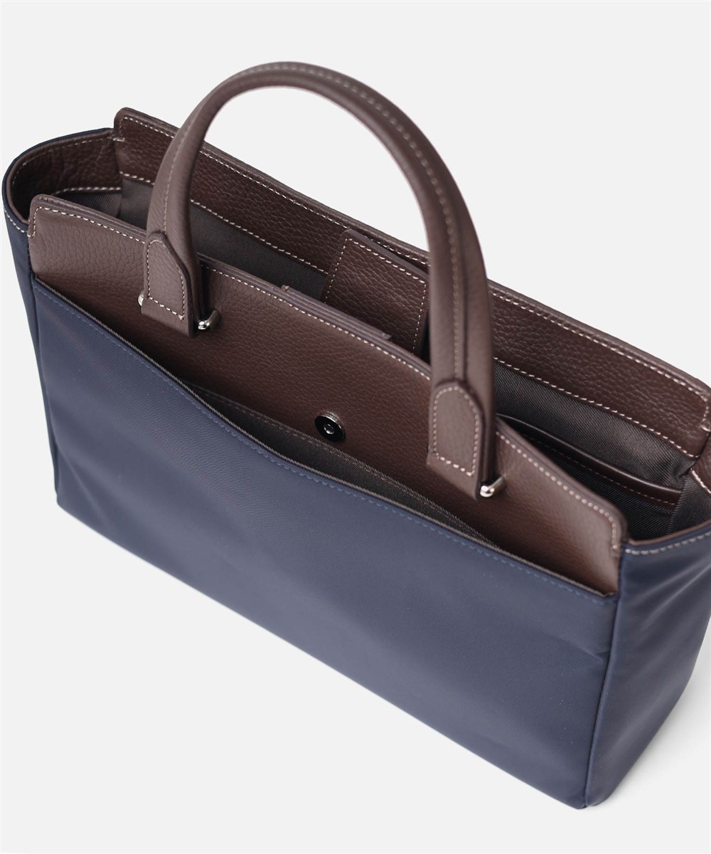 ドレステリア ユース ドライビングトートバッグ