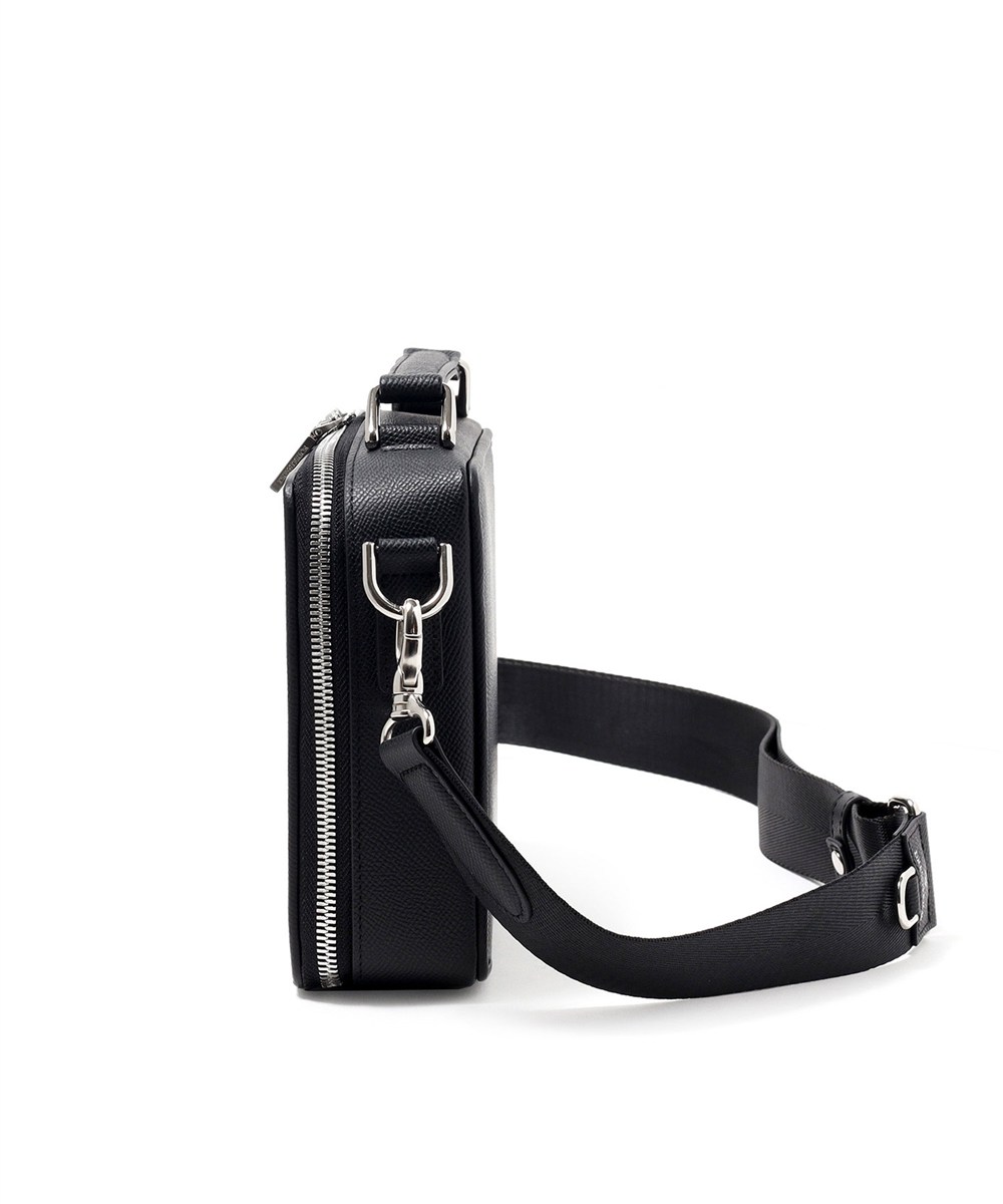 ドレステリア エアデール レザーショルダーバッグ 手付き