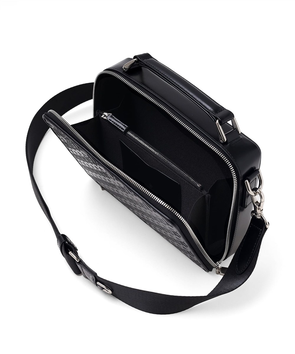 ドレステリア ウェルシュ レザーショルダーバッグ