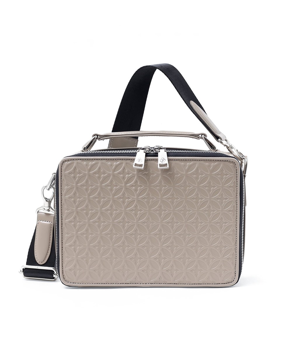 ドレステリア ウェルシュ レザーショルダーバッグ